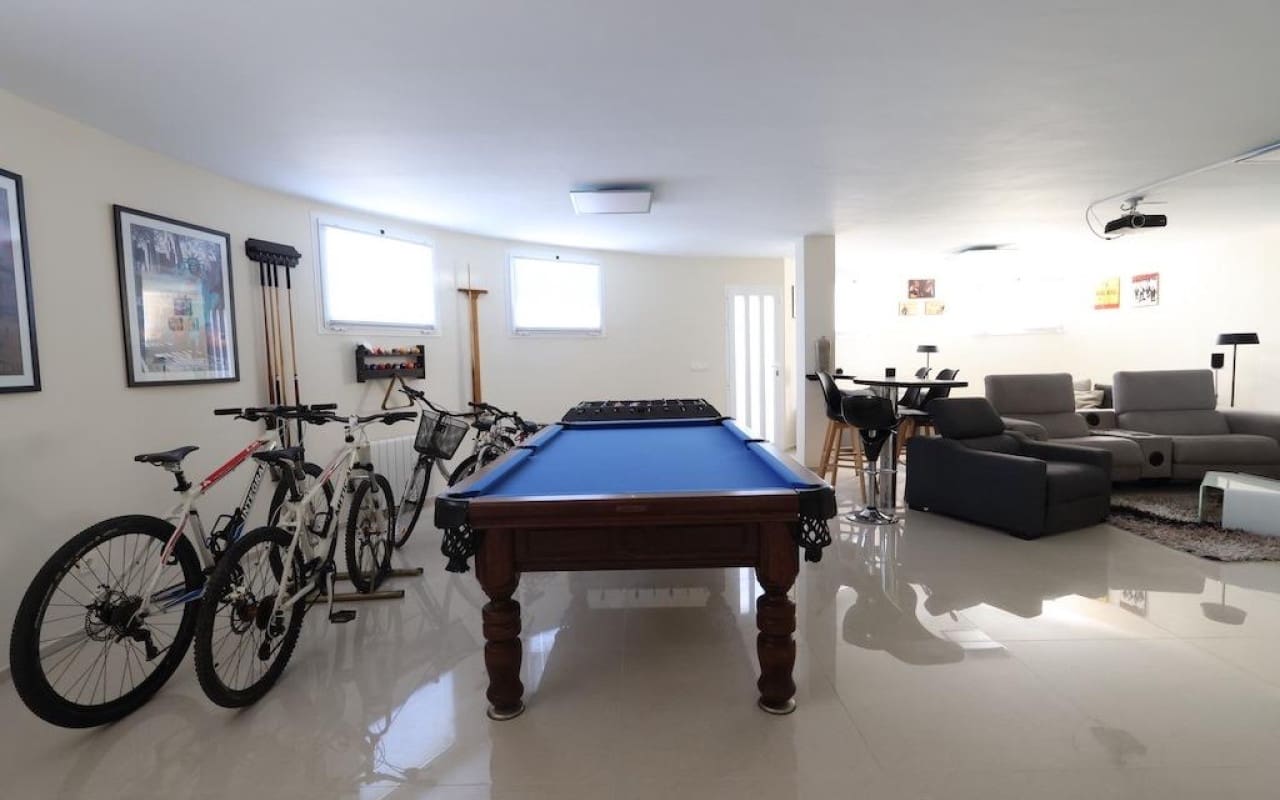 Chalet de 5 habitaciones en Ciudad Quesada en venta - 860.000 € (Ref: 9099896)