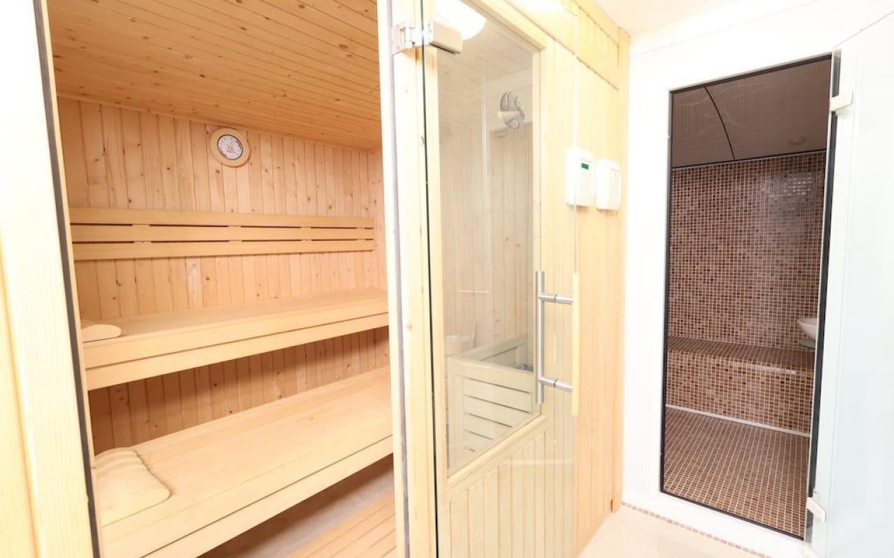 Chalet de 5 habitaciones en Ciudad Quesada en venta - 860.000 € (Ref: 9099896)