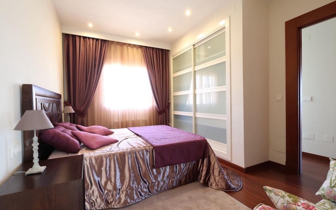 Chalet de 5 habitaciones en Ciudad Quesada en venta - 860.000 € (Ref: 9099896)