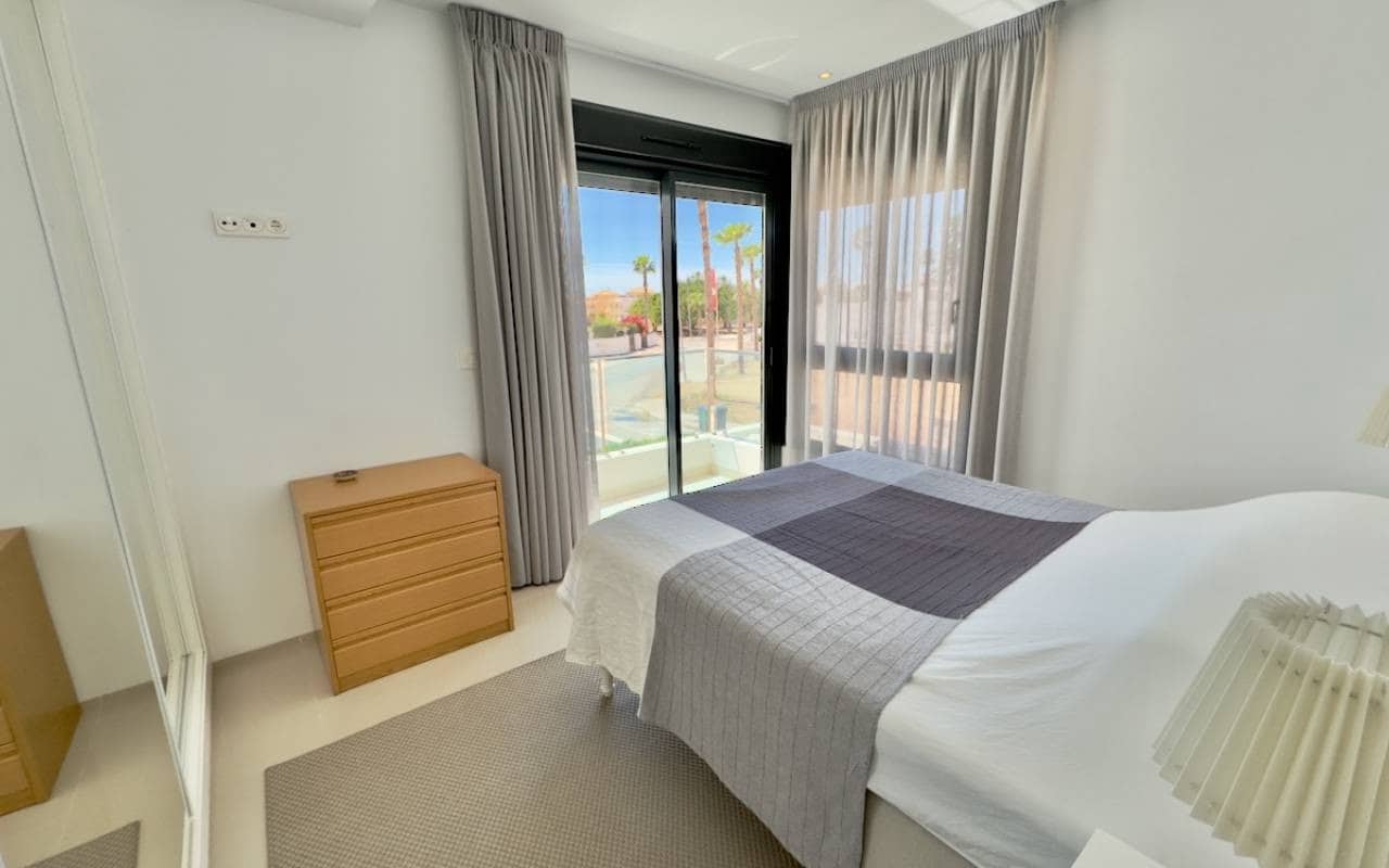 3 quarto Moradia para venda em Dona Pepa com piscina - 465 000 € (Ref: 9099898)