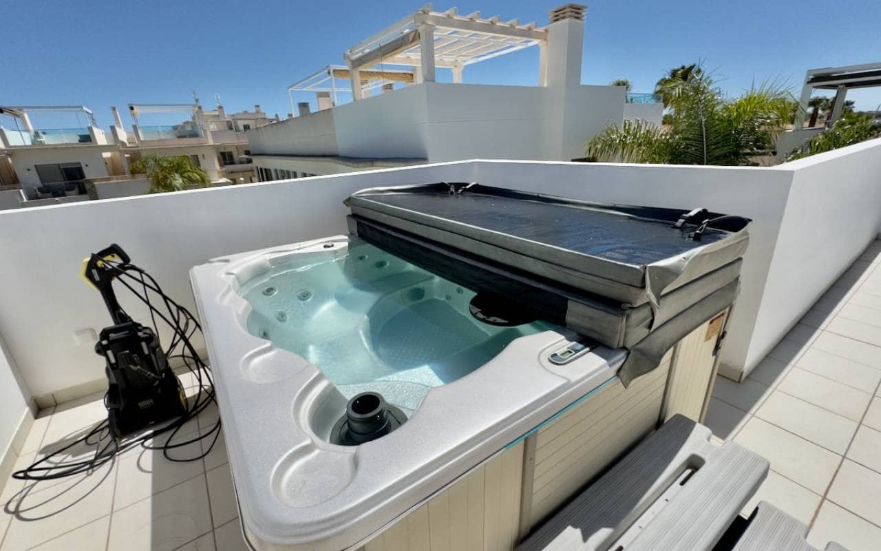 3 quarto Moradia para venda em Dona Pepa com piscina - 465 000 € (Ref: 9099898)