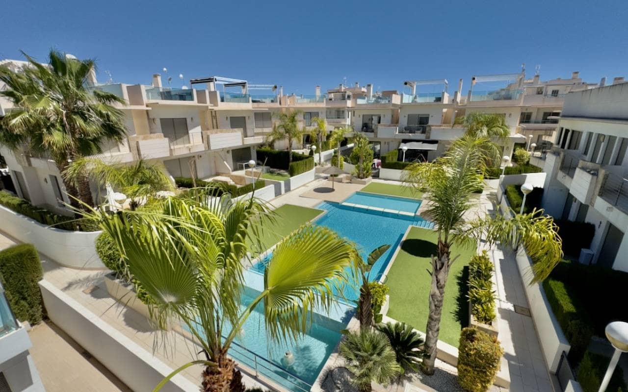 3 quarto Moradia para venda em Dona Pepa com piscina - 465 000 € (Ref: 9099898)