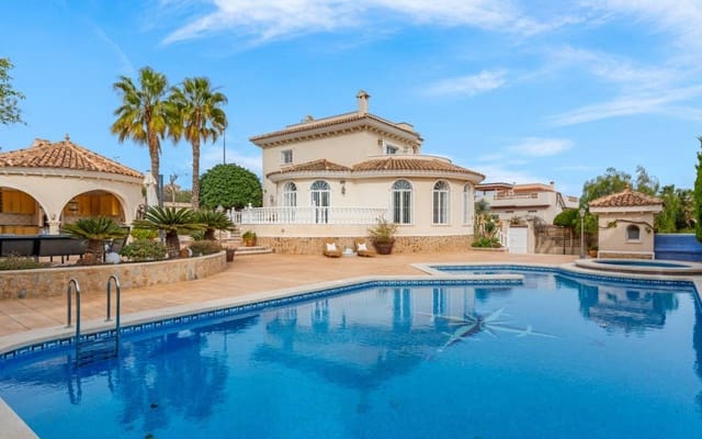 4 sypialnia Willa na sprzedaż w Ciudad Quesada, Rojales z basenem - 890 000 € (Ref: 9099899)