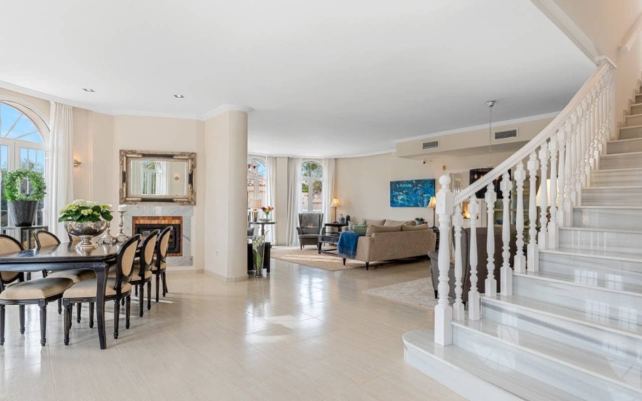 4 sypialnia Willa na sprzedaż w Ciudad Quesada z basenem - 890 000 € (Ref: 9099899)