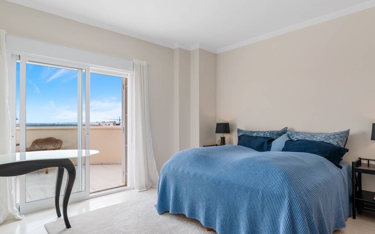 4 sypialnia Willa na sprzedaż w Ciudad Quesada z basenem - 890 000 € (Ref: 9099899)