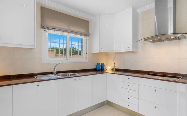 4 sypialnia Willa na sprzedaż w Ciudad Quesada, Rojales z basenem - 890 000 € (Ref: 9099899)