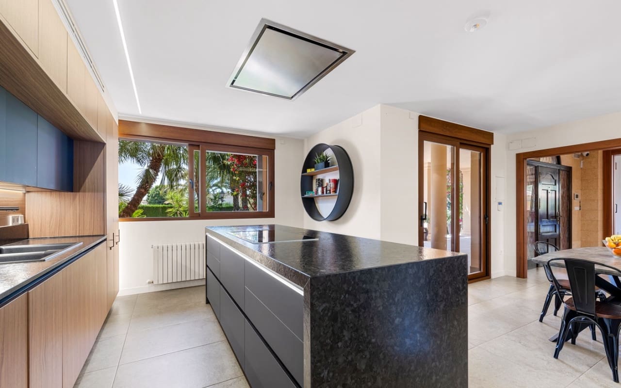 5 soverom Villa til salgs i Elche / Elx med svømmebasseng - € 1 165 000 (Ref: 9099904)