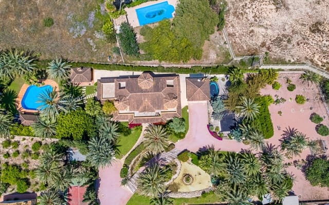 5 slaapkamer Villa te koop in Carrús Oest - El Toscar, Elche / Elx met zwembad - € 1.165.000 (Ref: 9099904)