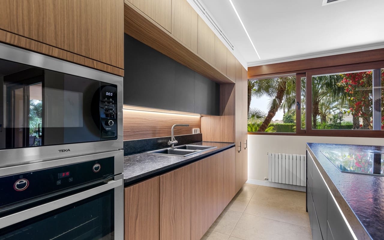 5 soverom Villa til salgs i Elche / Elx med svømmebasseng - € 1 165 000 (Ref: 9099904)