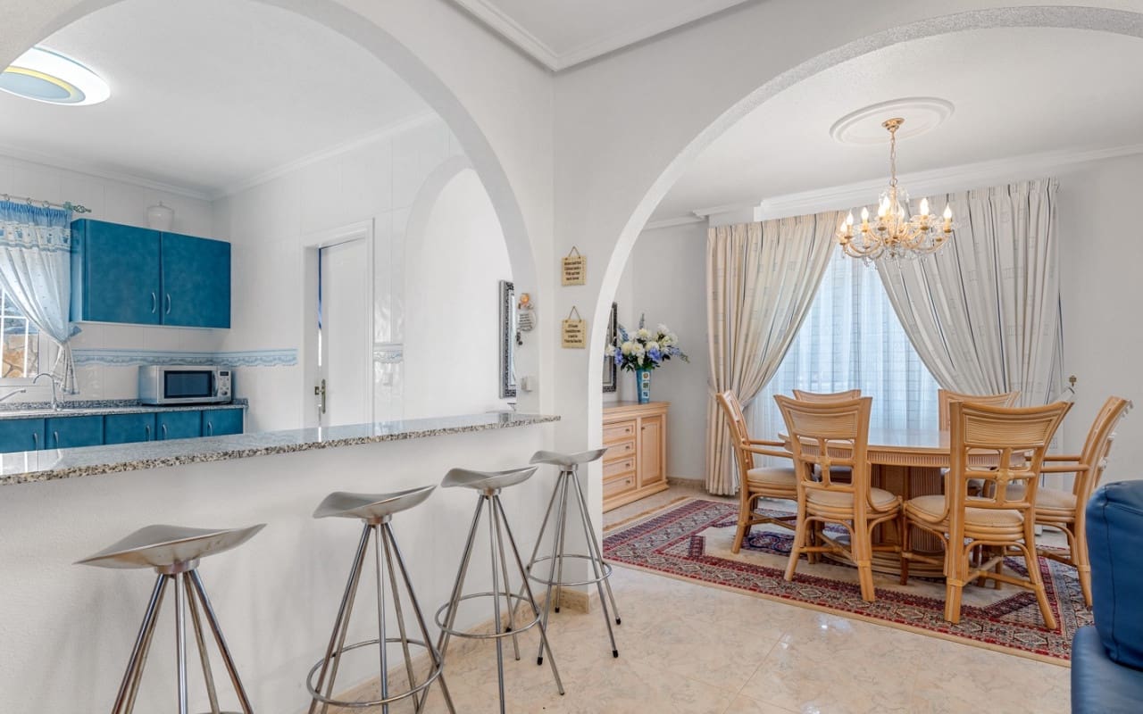 7 chambre Villa/Maison à vendre à Ciudad Quesada avec piscine - 750 000 € (Ref: 9099907)