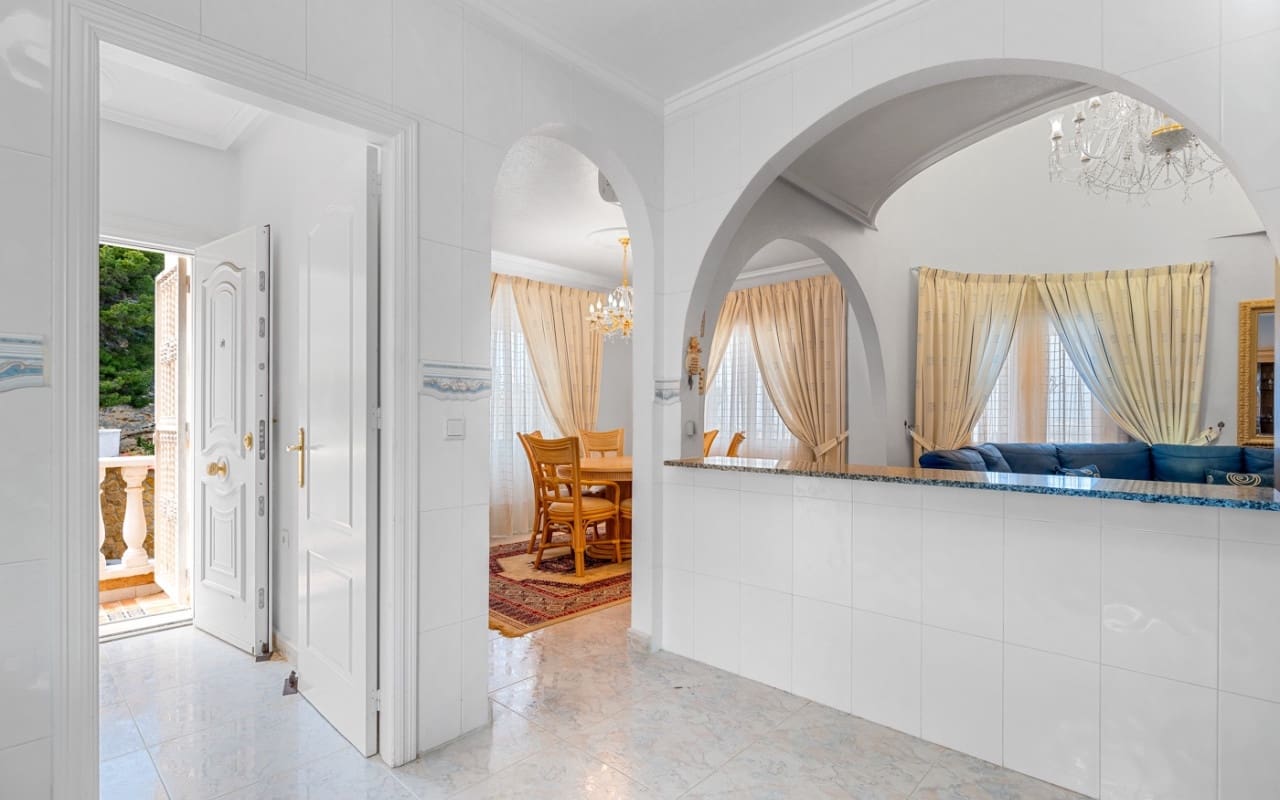 7 chambre Villa/Maison à vendre à Ciudad Quesada avec piscine - 750 000 € (Ref: 9099907)