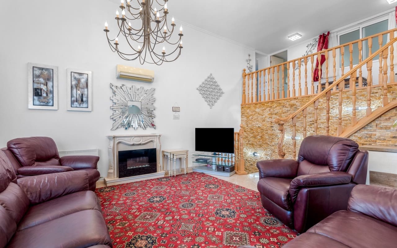 7 chambre Villa/Maison à vendre à Ciudad Quesada avec piscine - 750 000 € (Ref: 9099907)