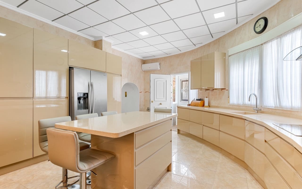 7 chambre Villa/Maison à vendre à Ciudad Quesada avec piscine - 750 000 € (Ref: 9099907)