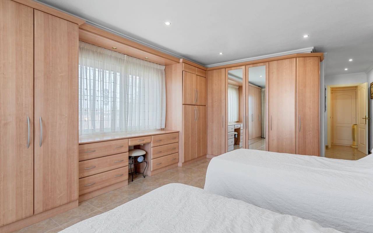 7 chambre Villa/Maison à vendre à Ciudad Quesada avec piscine - 750 000 € (Ref: 9099907)