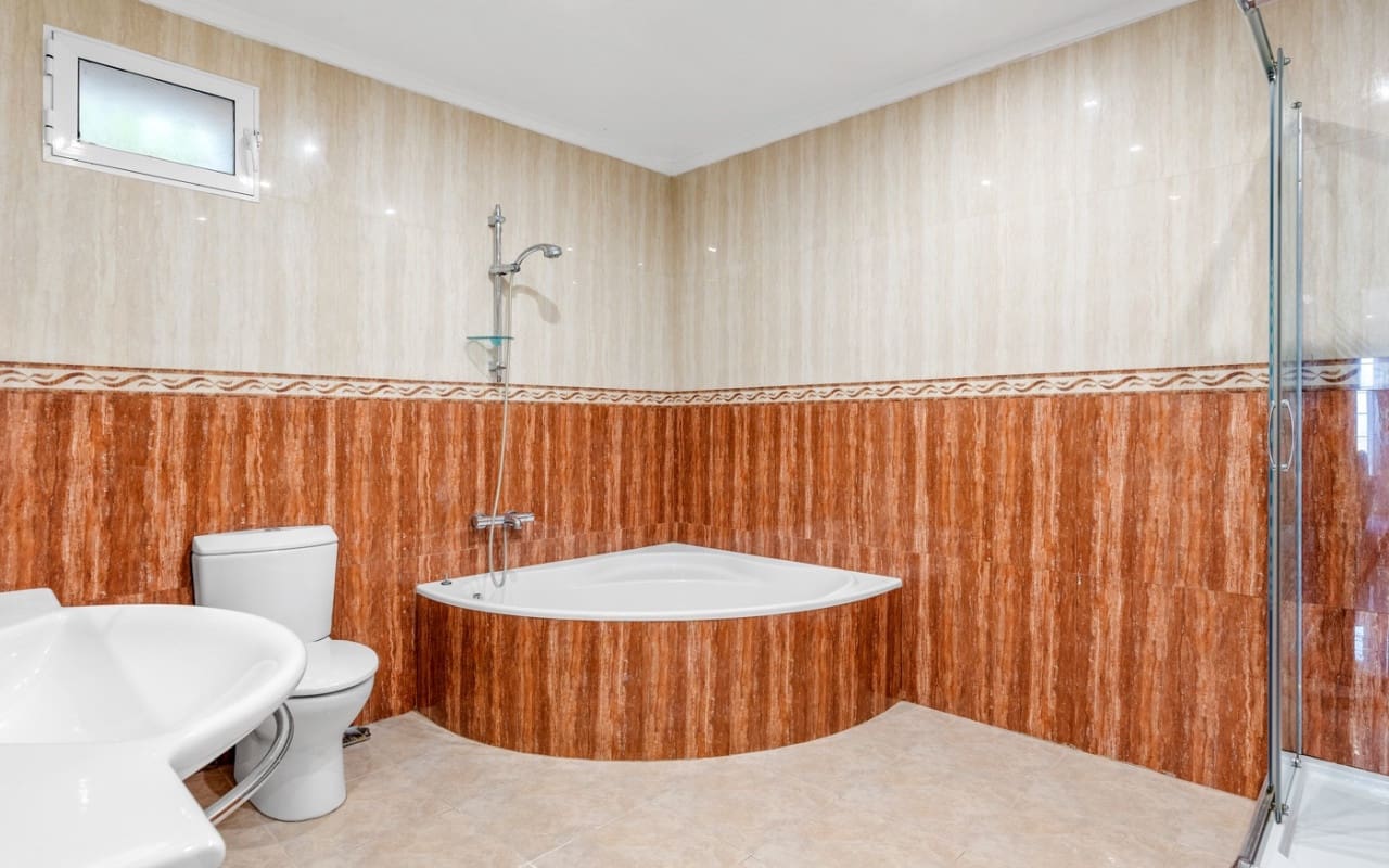 7 chambre Villa/Maison à vendre à Ciudad Quesada avec piscine - 750 000 € (Ref: 9099907)