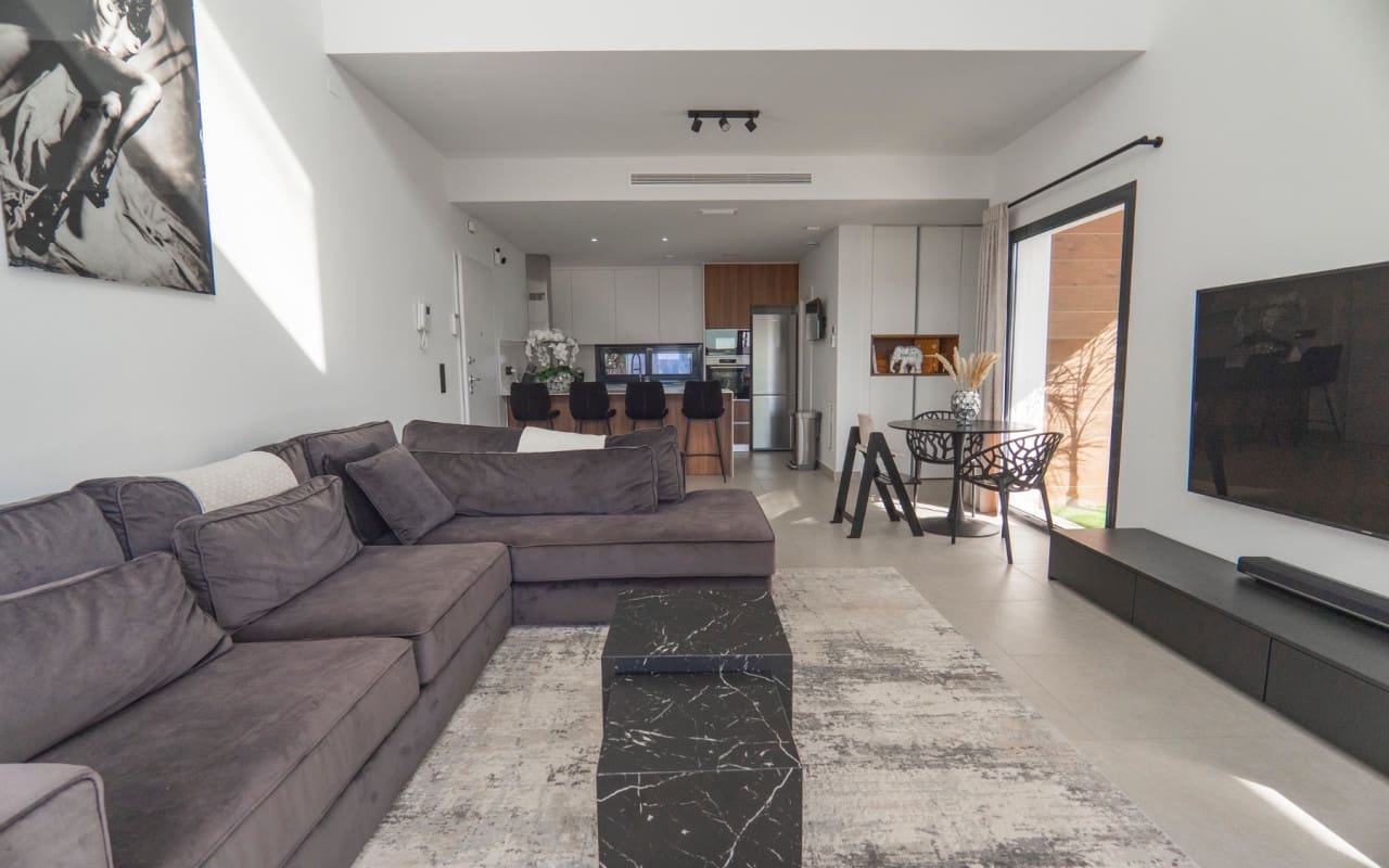 4 soverom Villa til salgs i Ciudad Quesada med svømmebasseng - € 699 950 (Ref: 9099913)