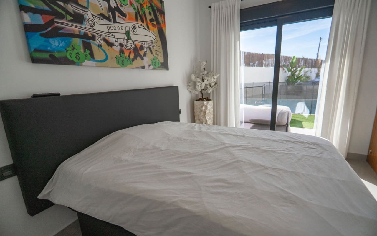 4 soverom Villa til salgs i Ciudad Quesada med svømmebasseng - € 699 950 (Ref: 9099913)