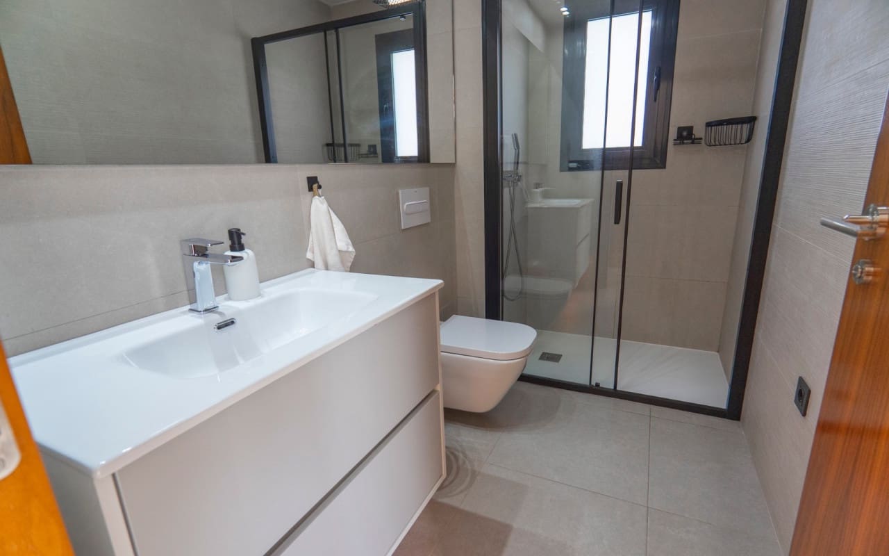 4 soverom Villa til salgs i Ciudad Quesada med svømmebasseng - € 699 950 (Ref: 9099913)