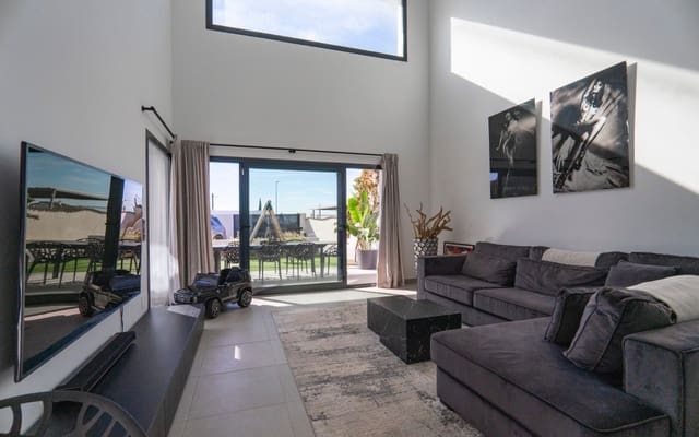 4 soverom Villa til salgs i Ciudad Quesada, Rojales med svømmebasseng - € 699 950 (Ref: 9099913)