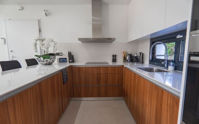 4 soverom Villa til salgs i Ciudad Quesada, Rojales med svømmebasseng - € 699 950 (Ref: 9099913)