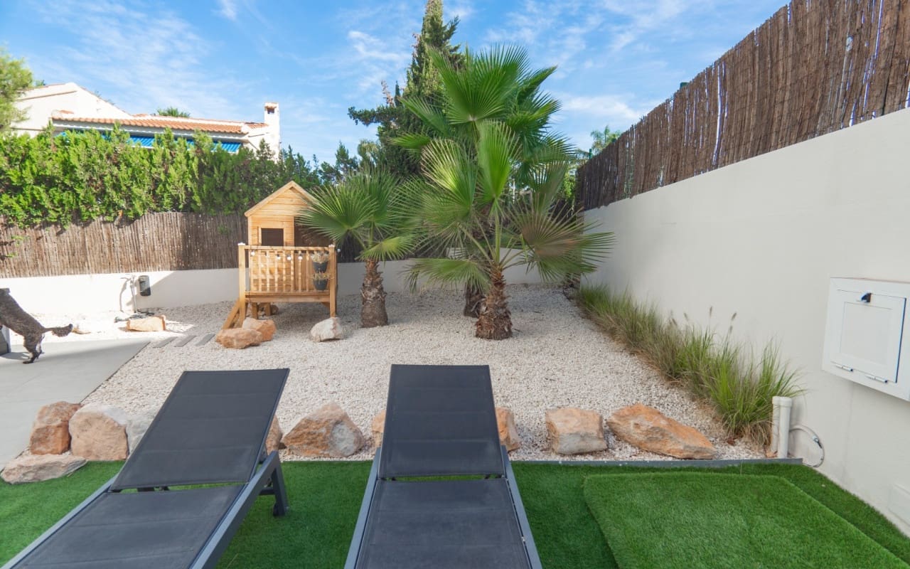 4 soverom Villa til salgs i Ciudad Quesada med svømmebasseng - € 699 950 (Ref: 9099913)