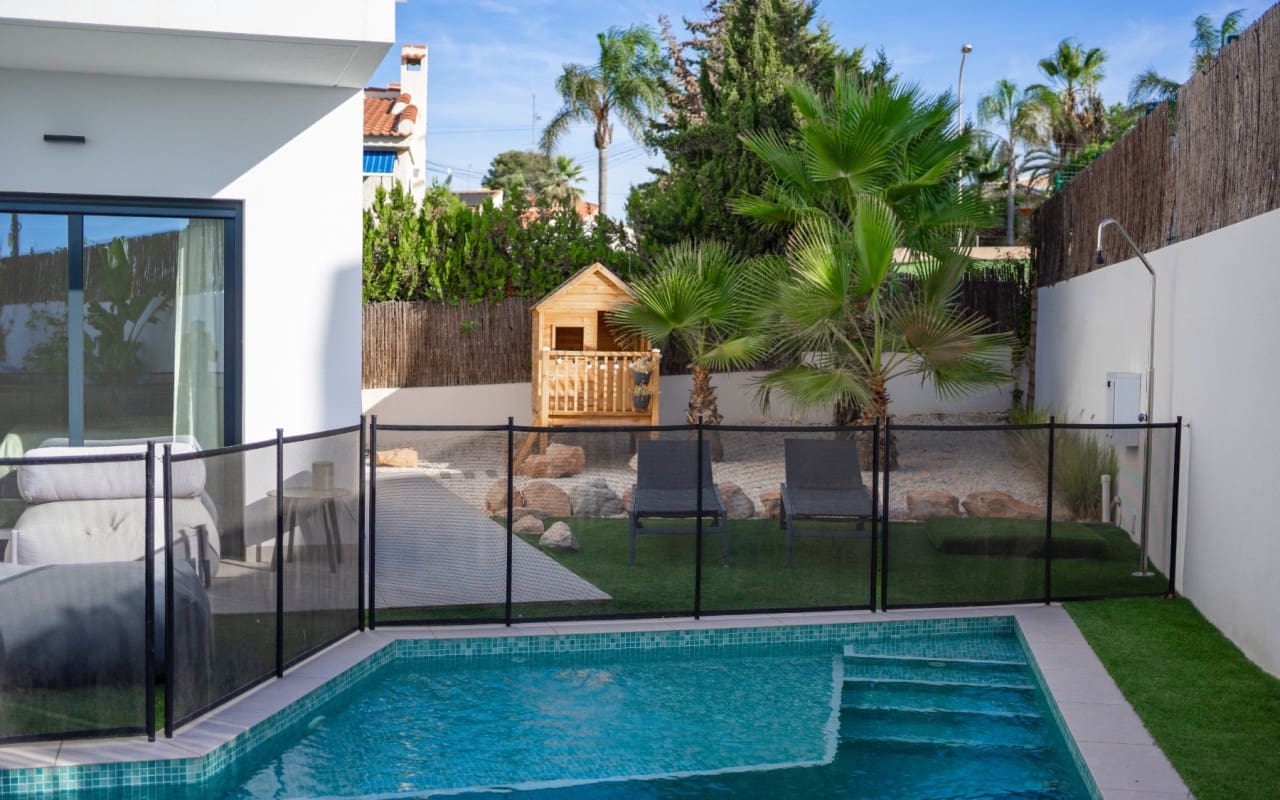 4 soverom Villa til salgs i Ciudad Quesada med svømmebasseng - € 699 950 (Ref: 9099913)