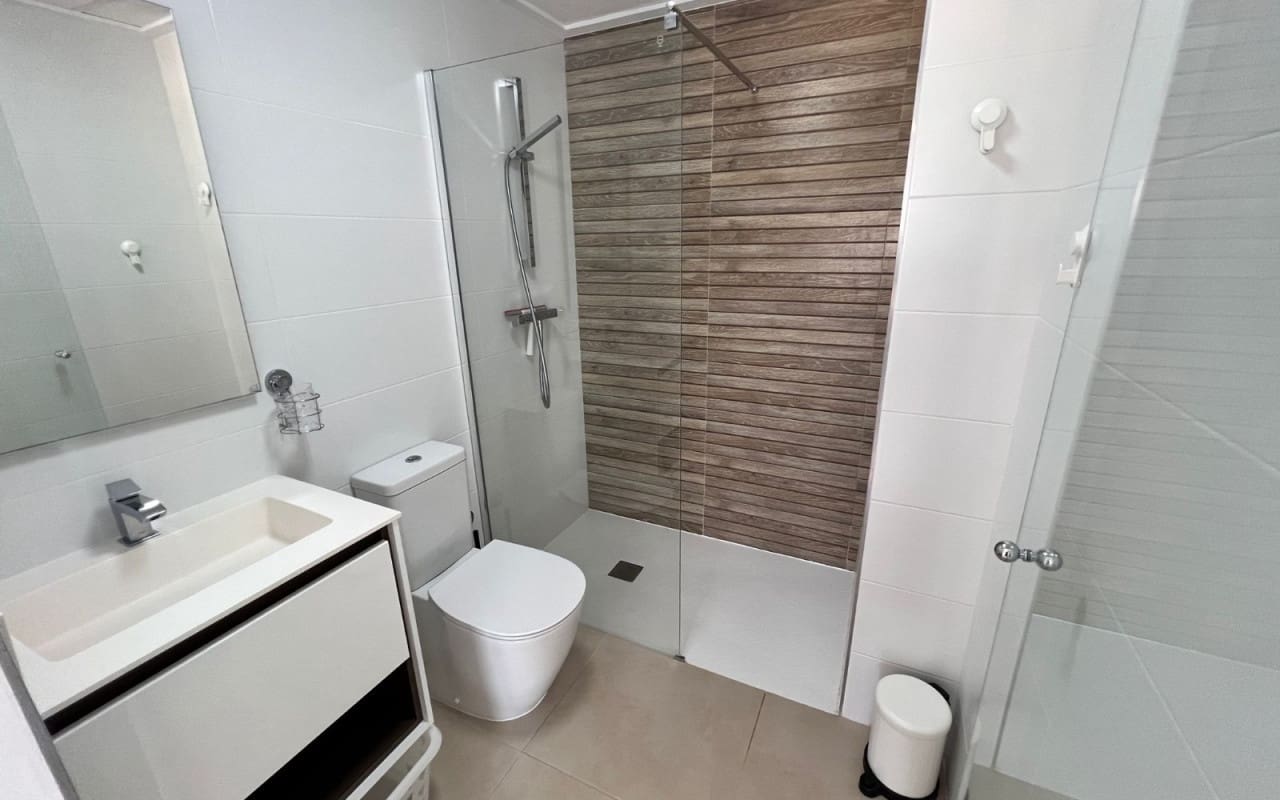 1 slaapkamer Appartement te koop in Orihuela met zwembad - € 179.000 (Ref: 9105340)