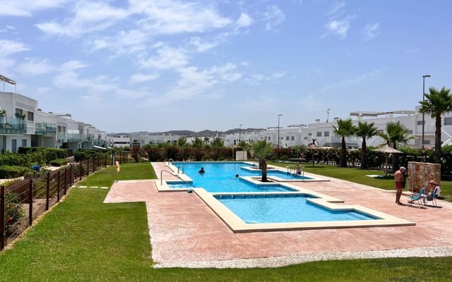 1 soveværelse Lejlighed til salg i Desamparados - Hurchillo - Torremendo, Orihuela med swimmingpool - € 179.000 (Ref: 9105340)