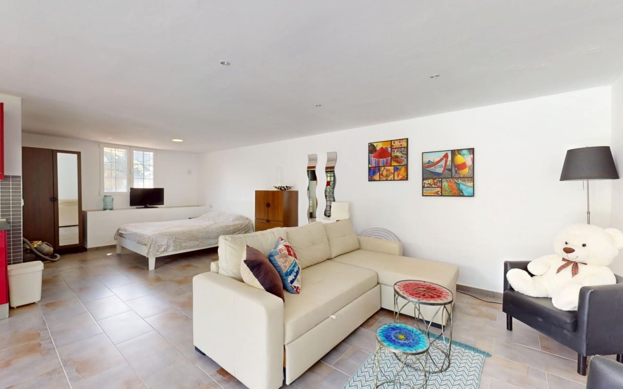 5 bedroom Villa for sale in La Zenia with pool - € 795,000 (Ref: 9115505)