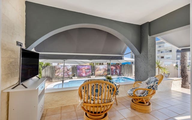 4 soveværelse Villa til salg i Rocio del Mar, Torrevieja - € 735.000 (Ref: 9115506)