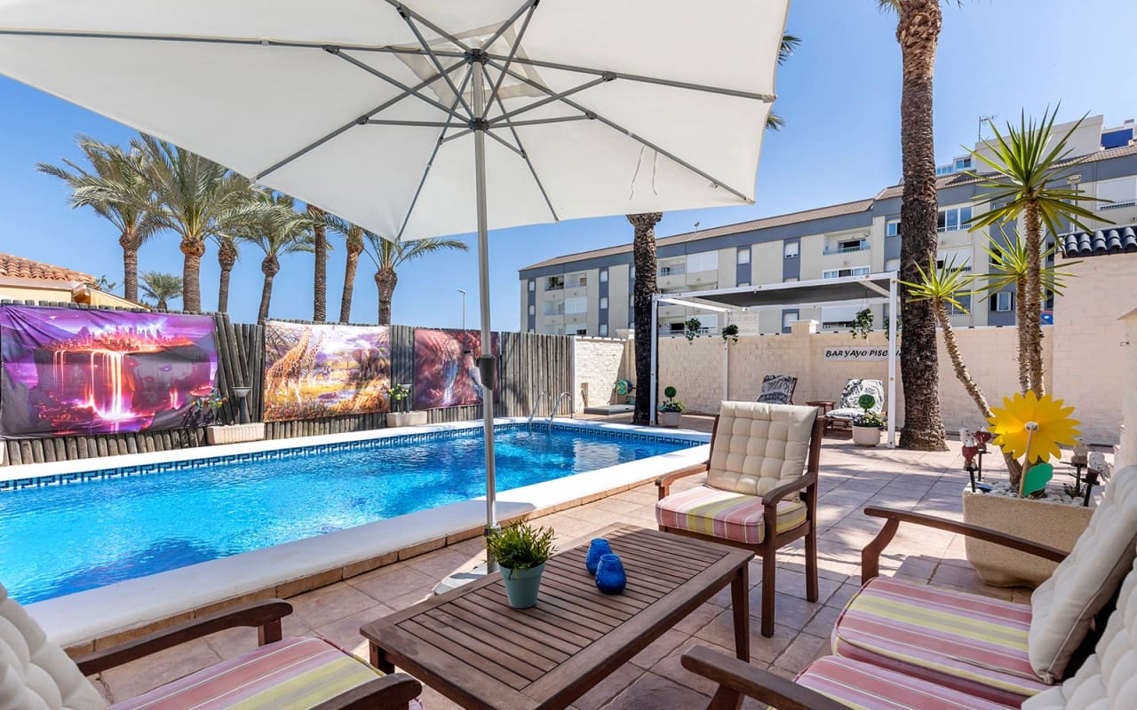 4 soveværelse Villa til salg i Rocio del Mar - € 735.000 (Ref: 9115506)