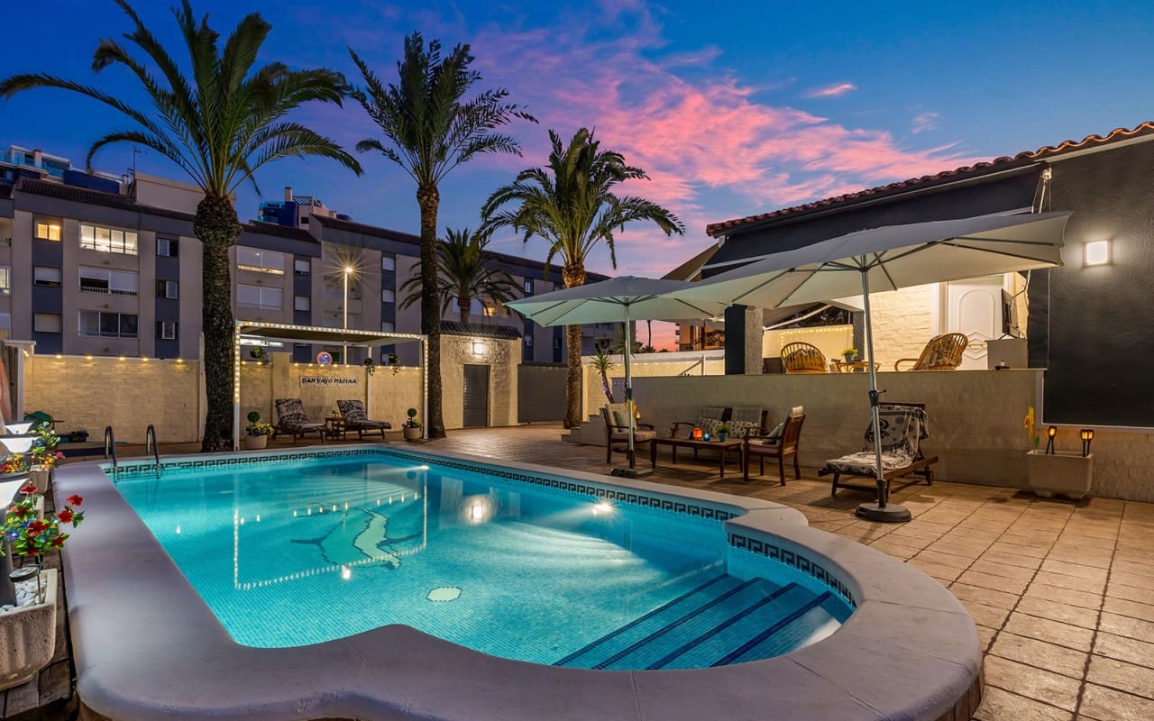 4 soveværelse Villa til salg i Rocio del Mar - € 735.000 (Ref: 9115506)