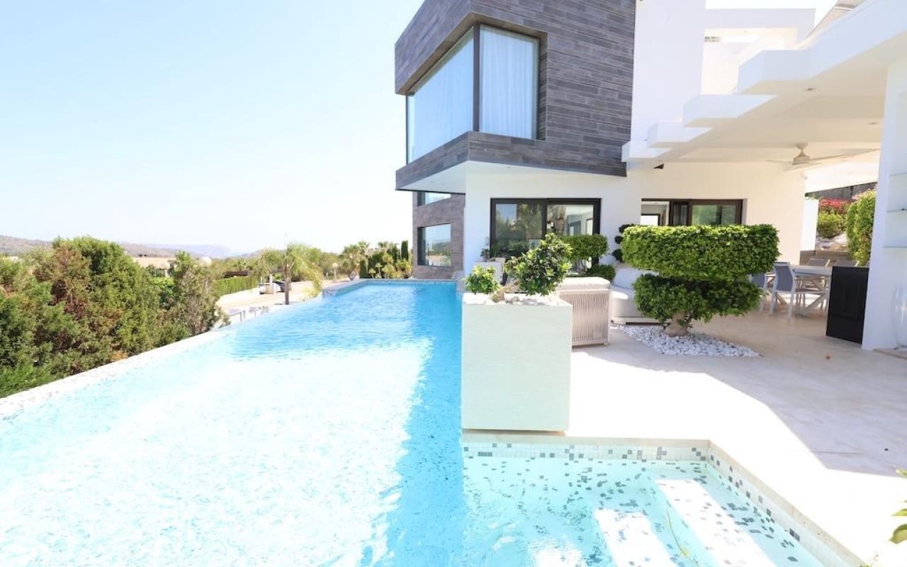 5 soveværelse Villa til salg i Javea / Xabia med swimmingpool - € 2.499.000 (Ref: 9123707)