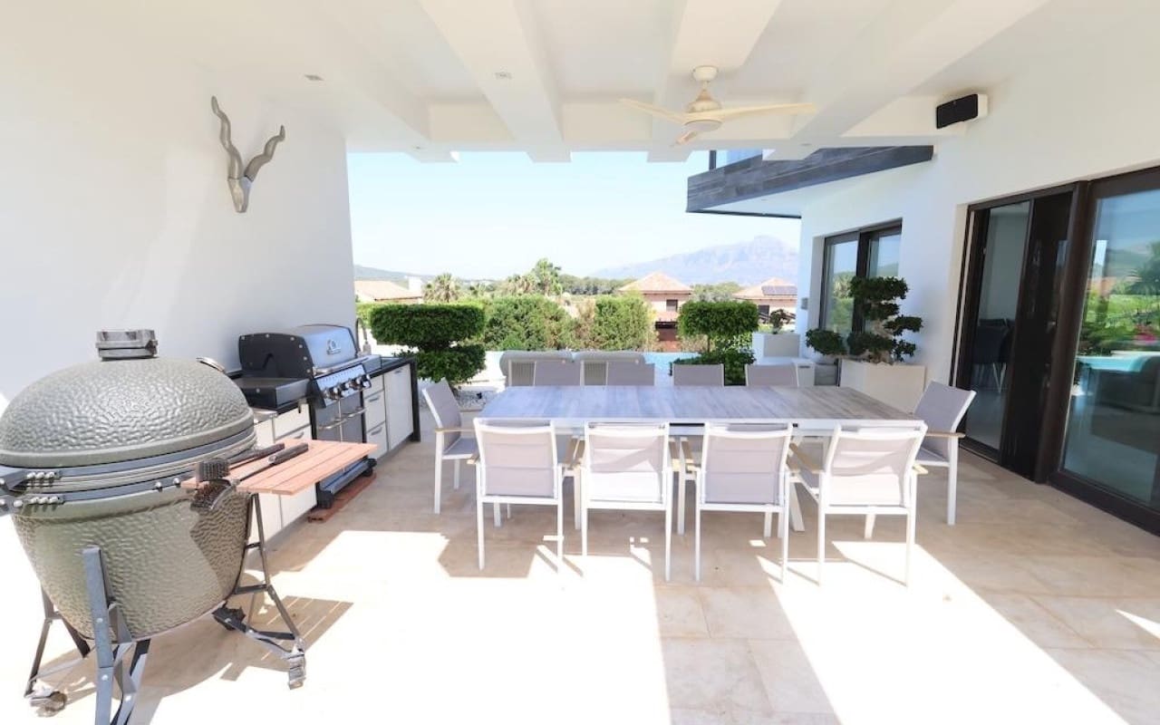5 soveværelse Villa til salg i Javea / Xabia med swimmingpool - € 2.499.000 (Ref: 9123707)