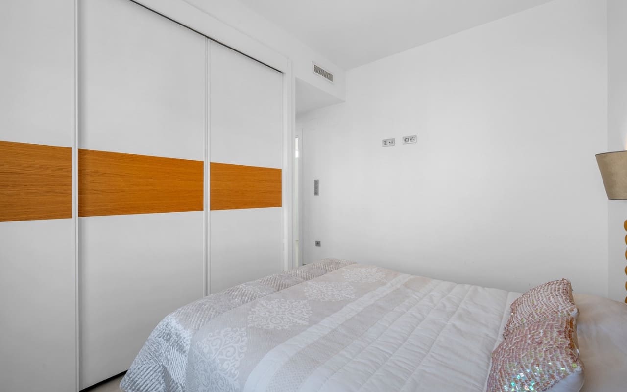 3 slaapkamer Villa te koop in Ciudad Quesada met zwembad - € 470.000 (Ref: 9123854)