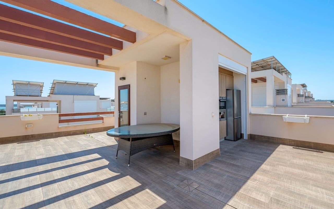 3 slaapkamer Villa te koop in Ciudad Quesada met zwembad - € 470.000 (Ref: 9123854)