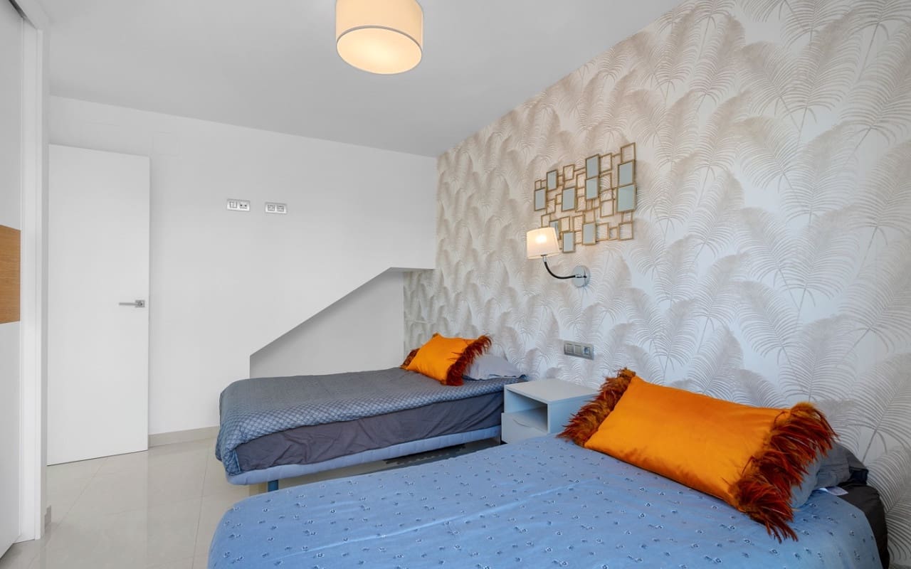 3 slaapkamer Villa te koop in Ciudad Quesada met zwembad - € 470.000 (Ref: 9123854)