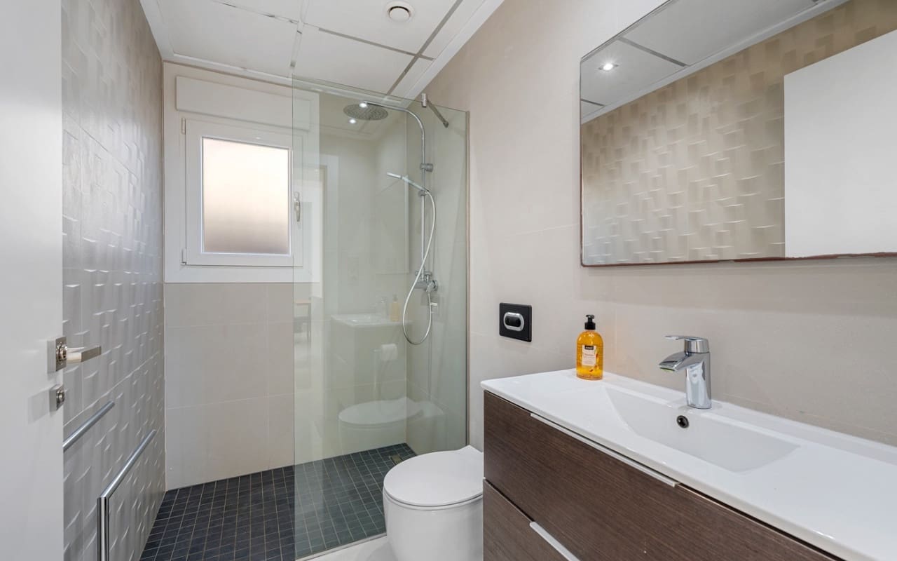 3 slaapkamer Villa te koop in Ciudad Quesada met zwembad - € 470.000 (Ref: 9123854)