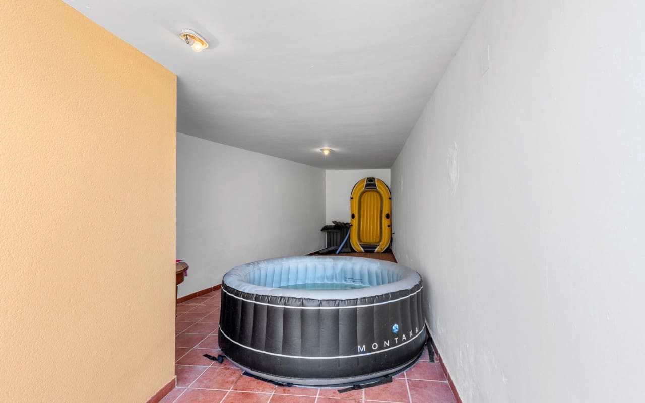 5 sypialnia Willa na sprzedaż w Alfaz del Pi / L'Alfas del Pi z basenem - 499 000 € (Ref: 9126250)