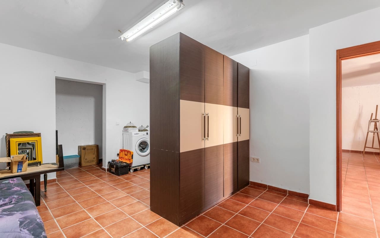 5 sypialnia Willa na sprzedaż w Alfaz del Pi / L'Alfas del Pi z basenem - 499 000 € (Ref: 9126250)