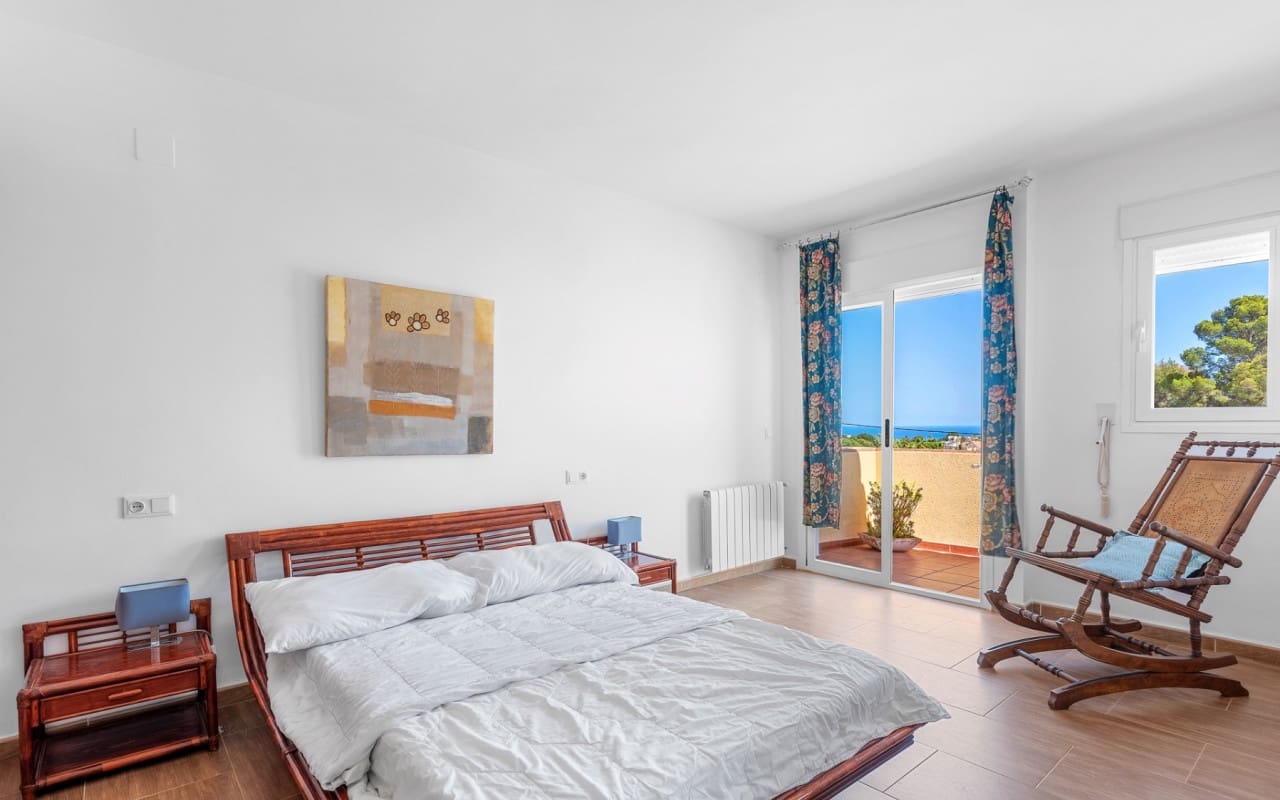 5 sypialnia Willa na sprzedaż w Alfaz del Pi / L'Alfas del Pi z basenem - 499 000 € (Ref: 9126250)