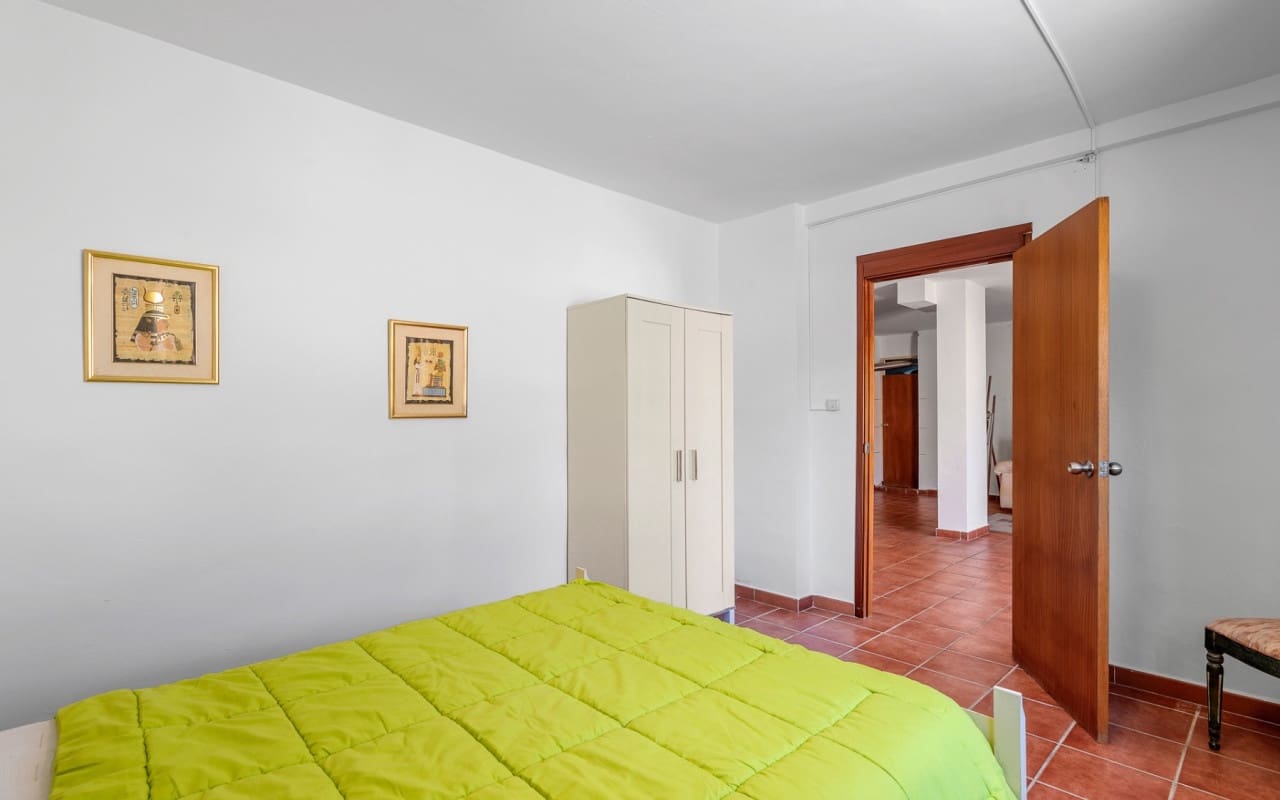 5 sypialnia Willa na sprzedaż w Alfaz del Pi / L'Alfas del Pi z basenem - 499 000 € (Ref: 9126250)