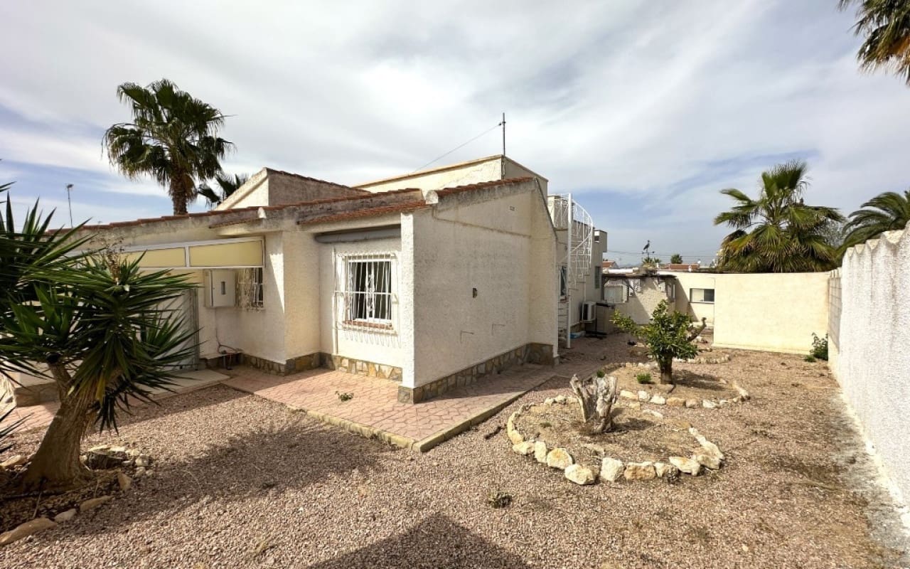 3 makuuhuone Huvila myytävänä paikassa Ciudad Quesada - 549 950 € (Ref: 9129031)