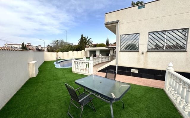 3 makuuhuone Huvila myytävänä paikassa Ciudad Quesada, Rojales - 549 950 € (Ref: 9129031)