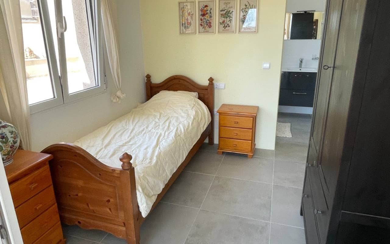 3 soveværelse Villa til salg i La Marquesa med swimmingpool - € 595.000 (Ref: 9129032)