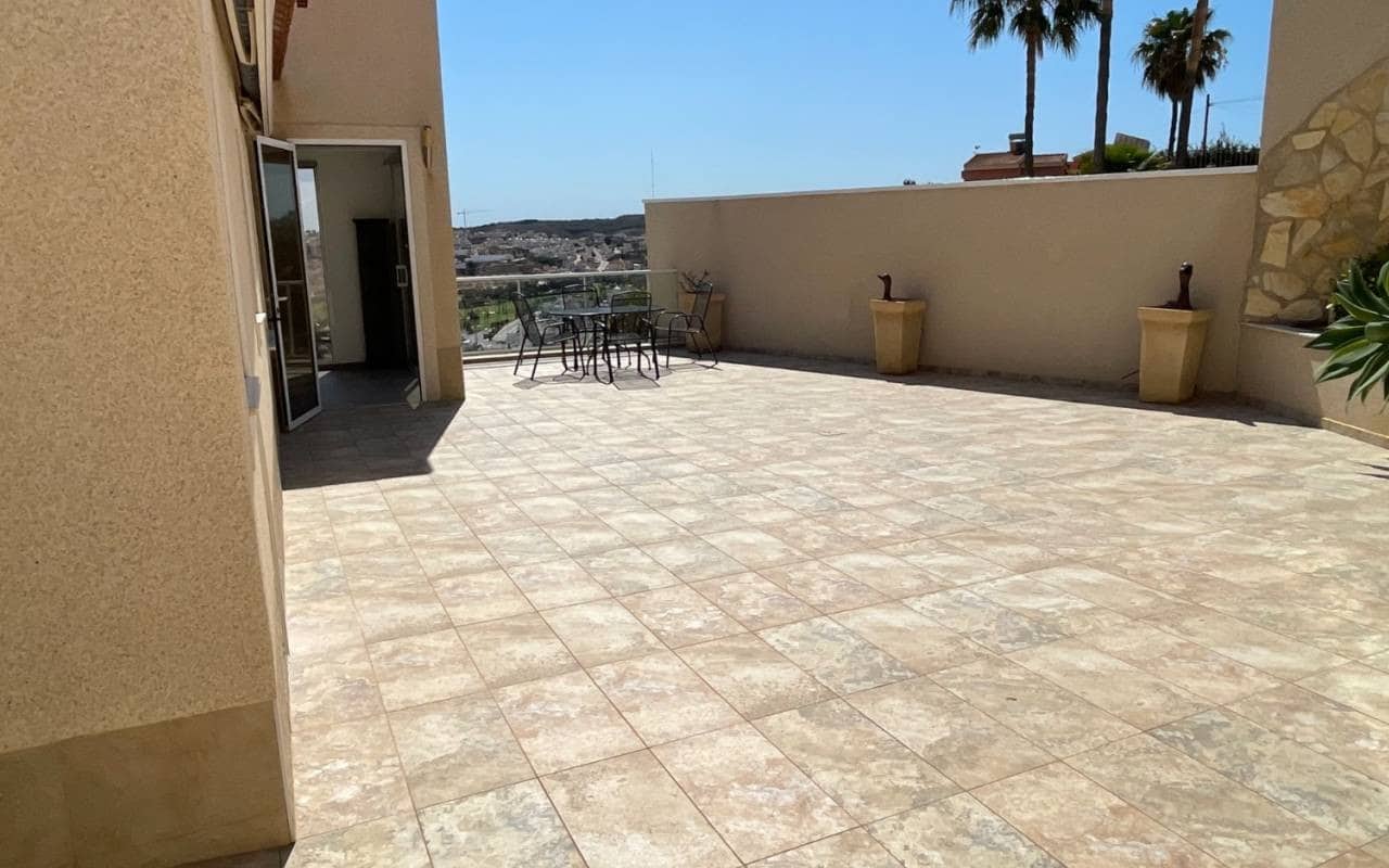 3 soveværelse Villa til salg i La Marquesa med swimmingpool - € 595.000 (Ref: 9129032)