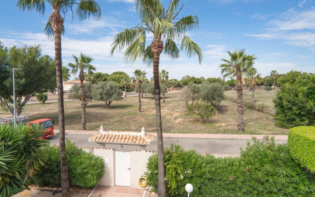 5 soveværelse Villa til salg i Ciudad Quesada med swimmingpool - € 845.000 (Ref: 9129033)