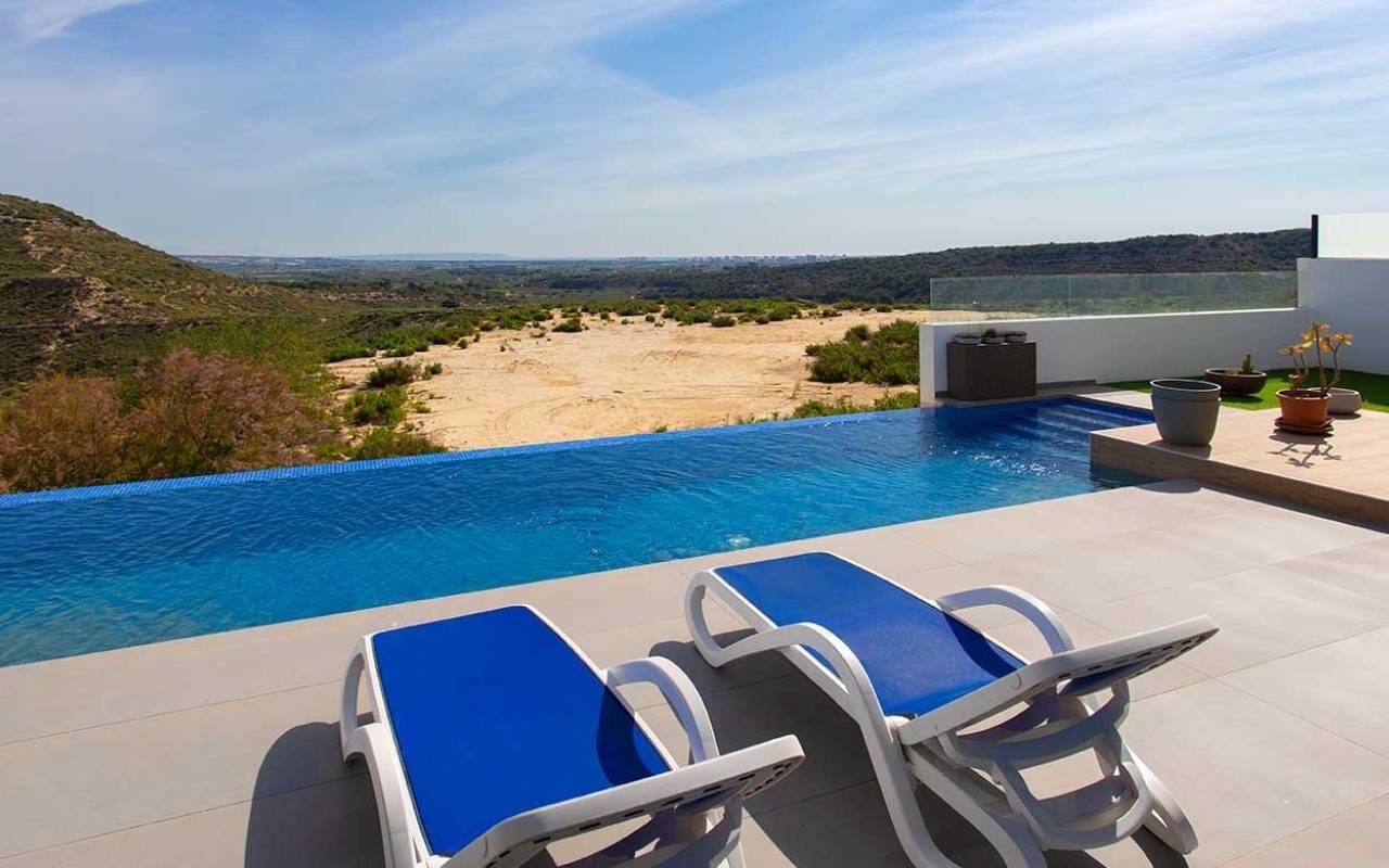 3 makuuhuone Huvila myytävänä paikassa La Marquesa - 695 000 € (Ref: 9129034)