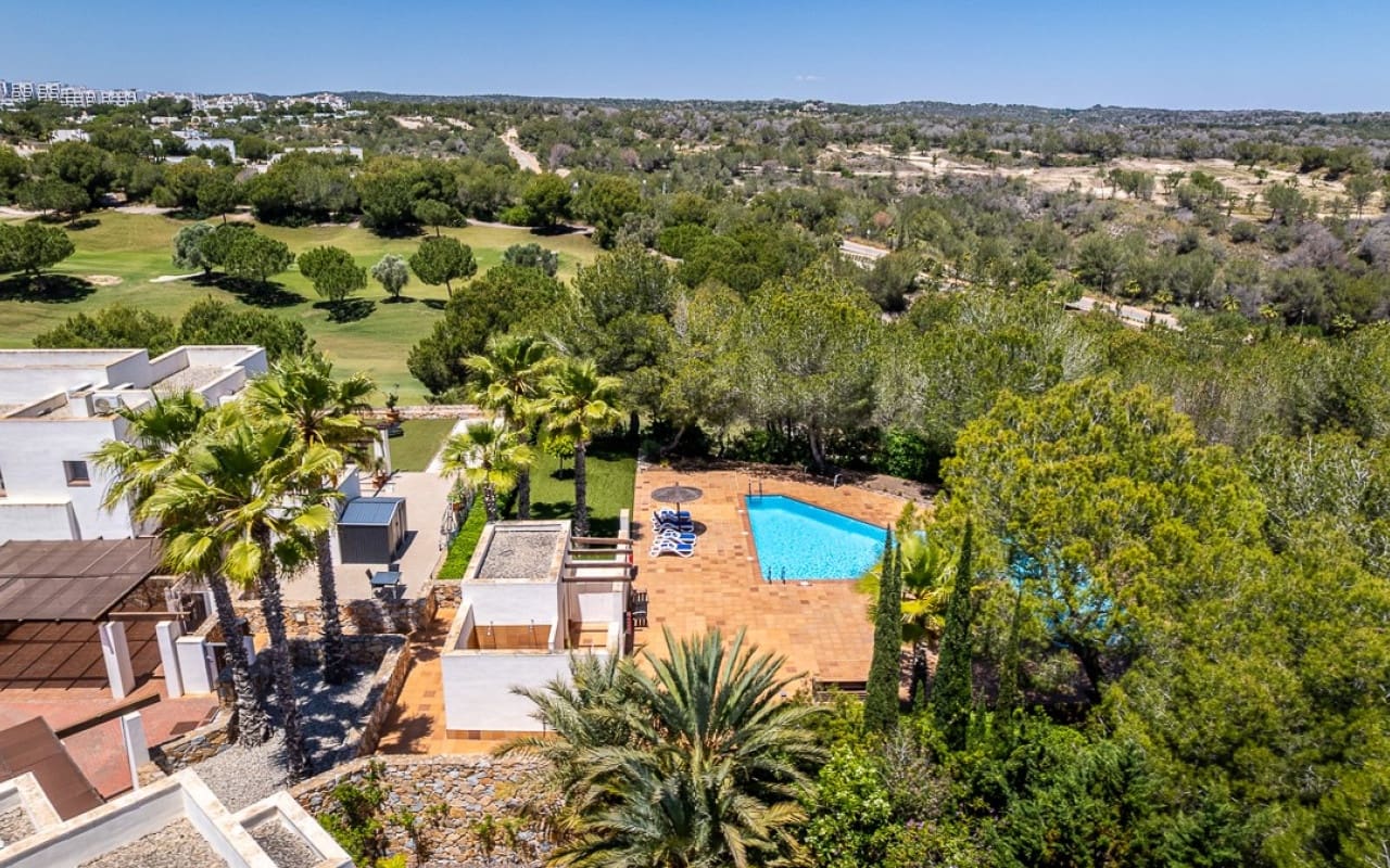 3 quarto Moradia para venda em San Miguel de Salinas com piscina - 525 000 € (Ref: 9135922)