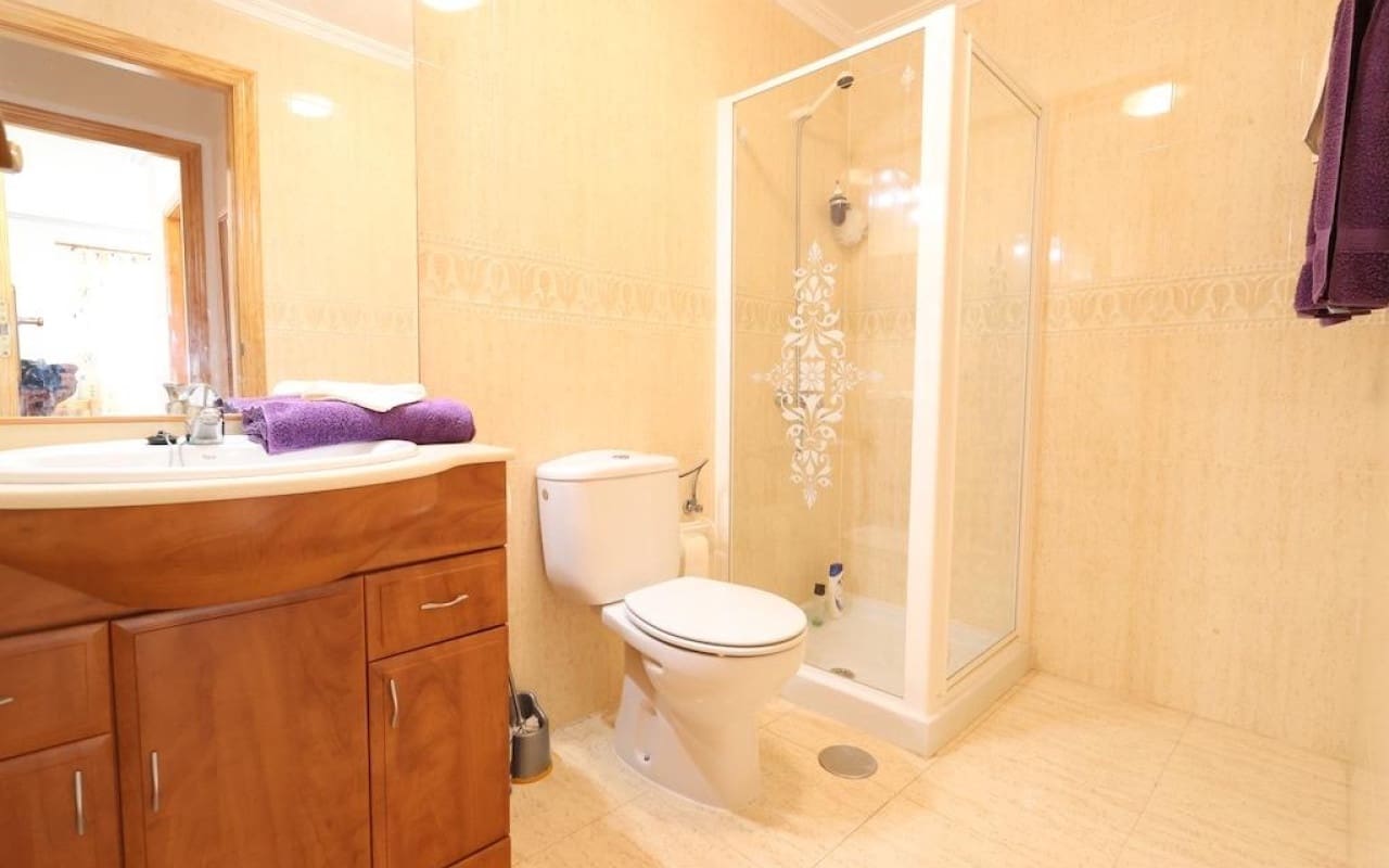 2 quarto Casa em Banda para venda em Orihuela Costa com piscina - 219 000 € (Ref: 9136181)